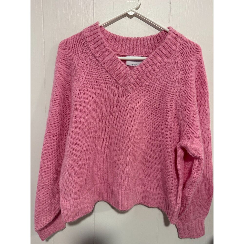 old navy pink sweater-NWT